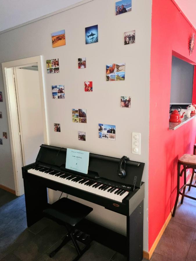 Appartement Avec Terrasse Сион Екстериор снимка
